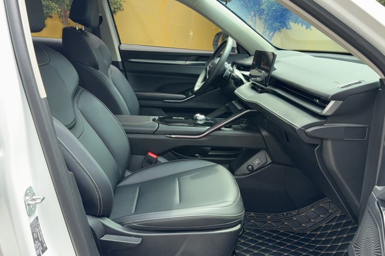 Used Haval H6 2024 1.5T Two-Wheel-Drive Classic Edition Right Front Seat