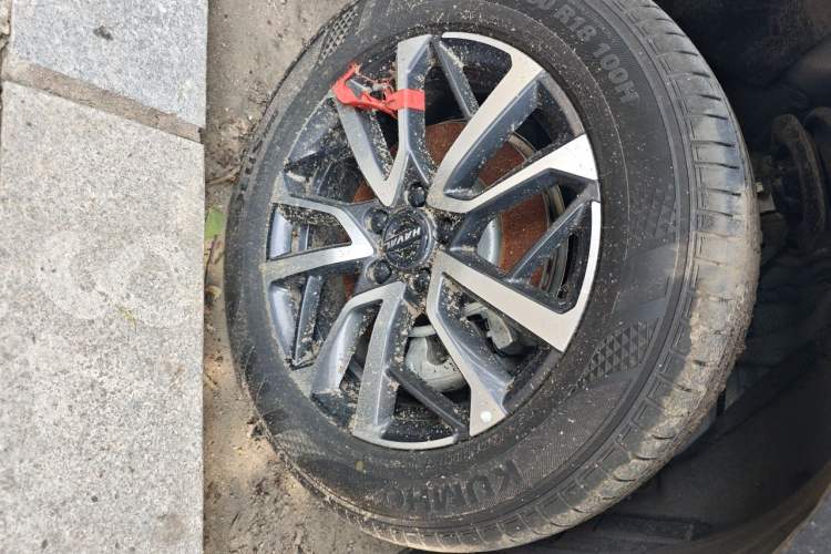 Used Haval H6 2024 1.5T Two-Wheel-Drive Classic Edition Right Front Wheel Hub