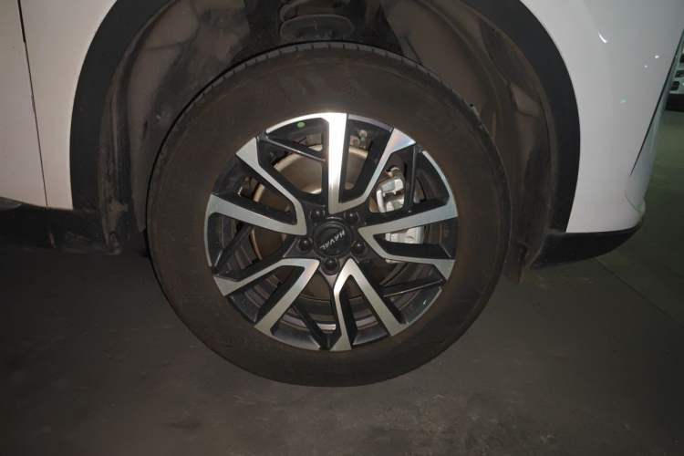 Used Haval H6 2024 1.5T Two-Wheel-Drive Classic Edition Right Front Wheel Hub