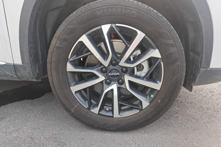 Used Haval H6 2024 1.5T Two-Wheel-Drive Classic Edition Right Front Wheel Hub