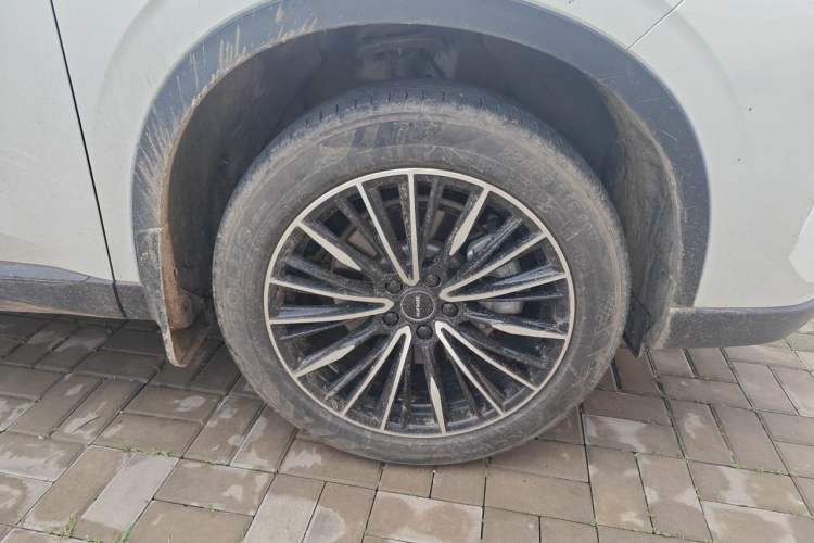 Used Haval H6 2024 2.0T Two-Wheel Drive Max Right Front Wheel Hub