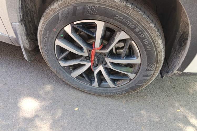 Used Haval H6 2024 1.5T Two-Wheel-Drive Classic Edition Right Front Wheel Hub