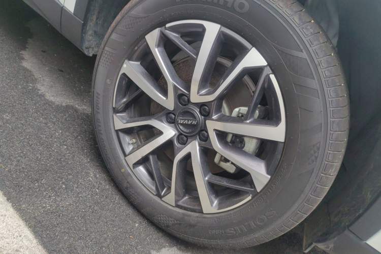 Used Haval H6 2024 1.5T Two-Wheel-Drive Classic Edition Right Front Wheel Hub