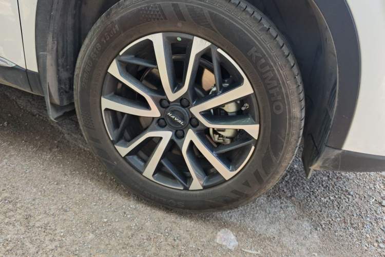 Used Haval H6 2024 1.5T Two-Wheel-Drive Classic Edition Right Front Wheel Hub