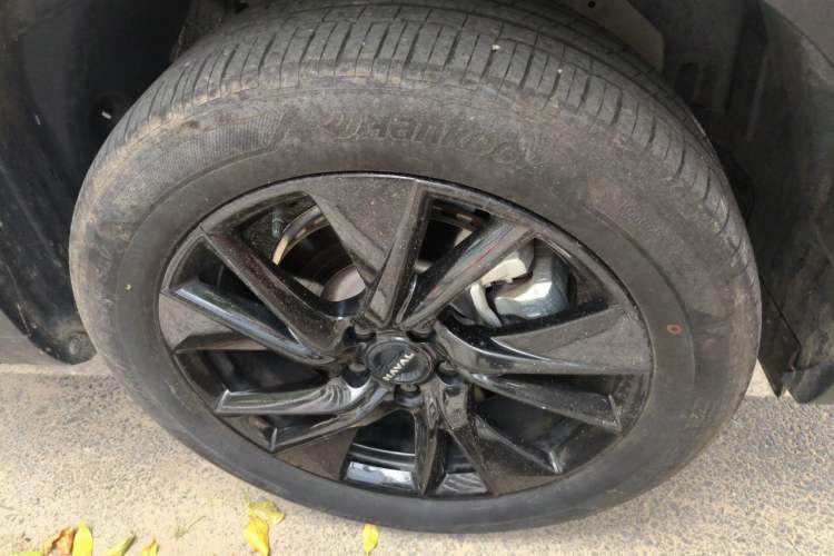 Used Haval H6 2024 1.5T Two-Wheel Drive Max Right Front Wheel Hub