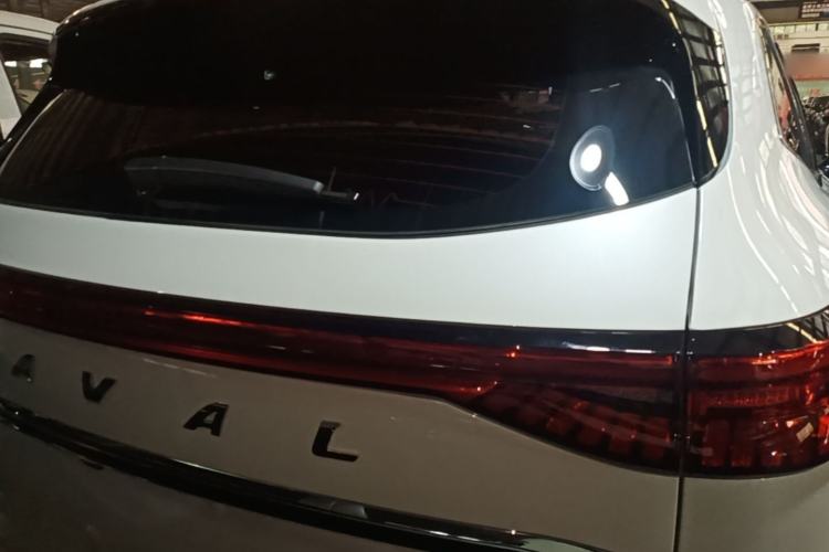 Used Haval H6 2024 1.5T Two-Wheel-Drive Classic Edition Right Rear Taillight