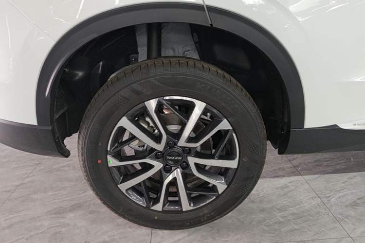 Used Haval H6 2024 1.5T Two-Wheel-Drive Classic Edition Right Rear Wheel Hub