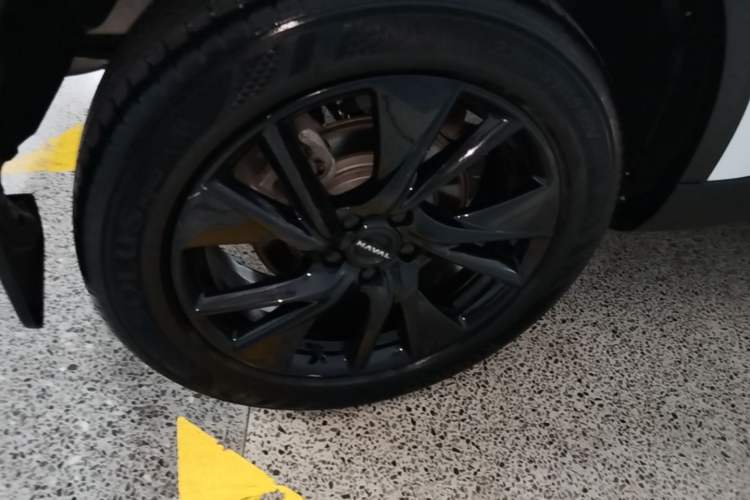 Used Haval H6 2024 1.5T Two-Wheel Drive Max Right Rear Wheel Hub