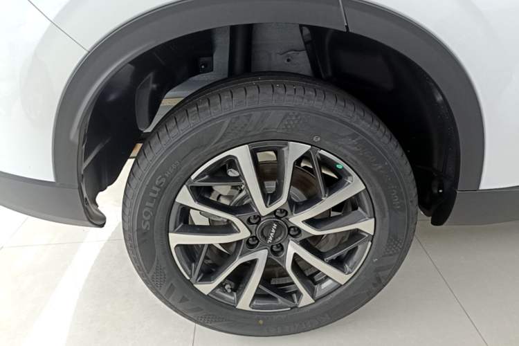 Used Haval H6 2024 1.5T Two-Wheel-Drive Classic Edition Right Rear Wheel Hub