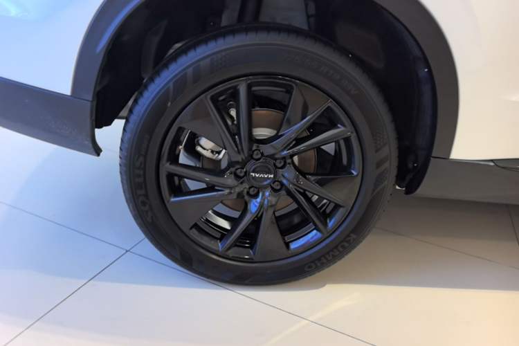 Used Haval H6 2024 2.0T All-Wheel Drive Max Right Rear Wheel Hub