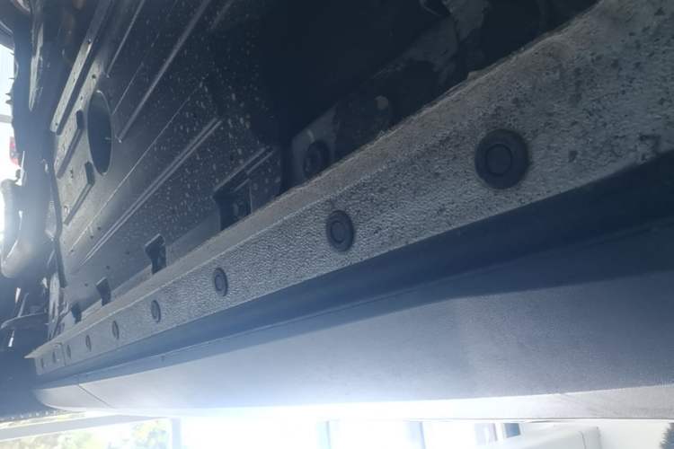 Used Haval H6 2024 1.5T Two-Wheel-Drive Classic Edition Right Side Sill
