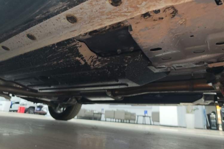 Used Haval H6 2024 1.5T Two-Wheel Drive Max Right Side Sill