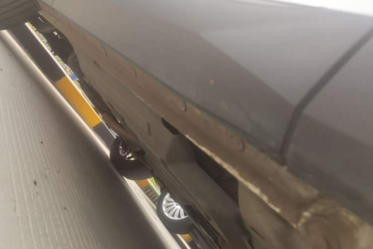 Used Haval H6 2024 2.0T All-Wheel Drive Max Right Side Sill