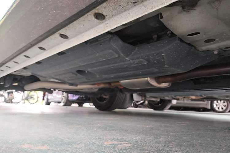 Used Haval H6 2024 1.5T Two-Wheel-Drive Classic Edition Right Side Sill