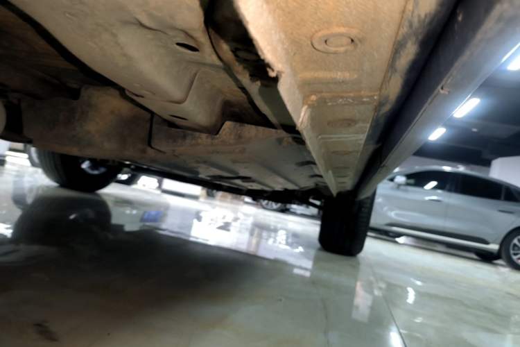 Used Haval H6 2024 1.5T Two-Wheel-Drive Classic Edition Right Side Sill