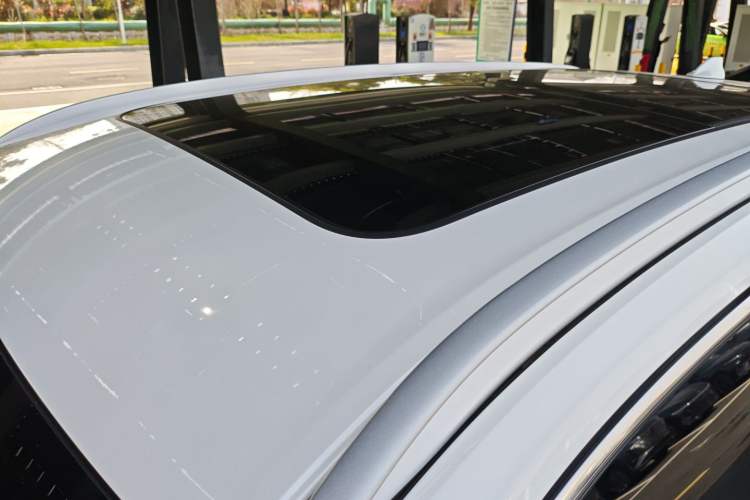 Used Haval H6 2024 1.5T Two-Wheel-Drive Classic Edition Roof