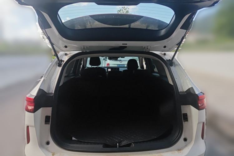 Used Haval H6 2024 1.5T Two-Wheel-Drive Classic Edition Trunk