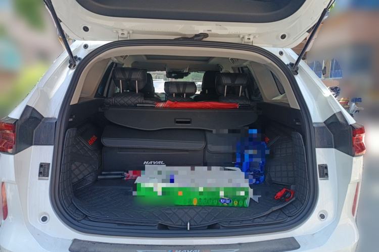 Used Haval H6 2024 1.5T Two-Wheel-Drive Classic Edition Trunk