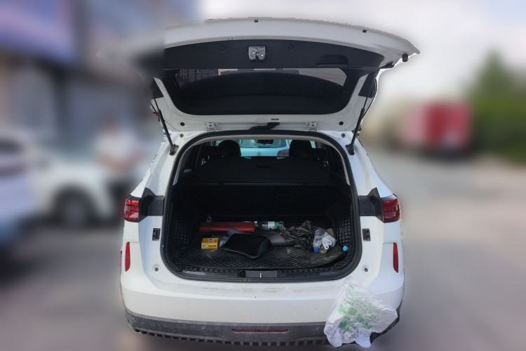 Used Haval H6 2024 1.5T Two-Wheel-Drive Classic Edition Trunk