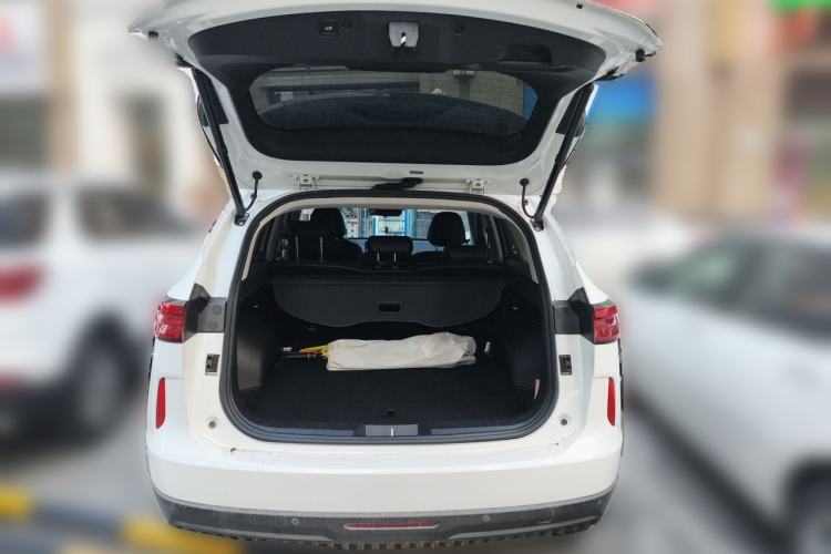 Used Haval H6 2024 1.5T Two-Wheel-Drive Classic Edition Trunk