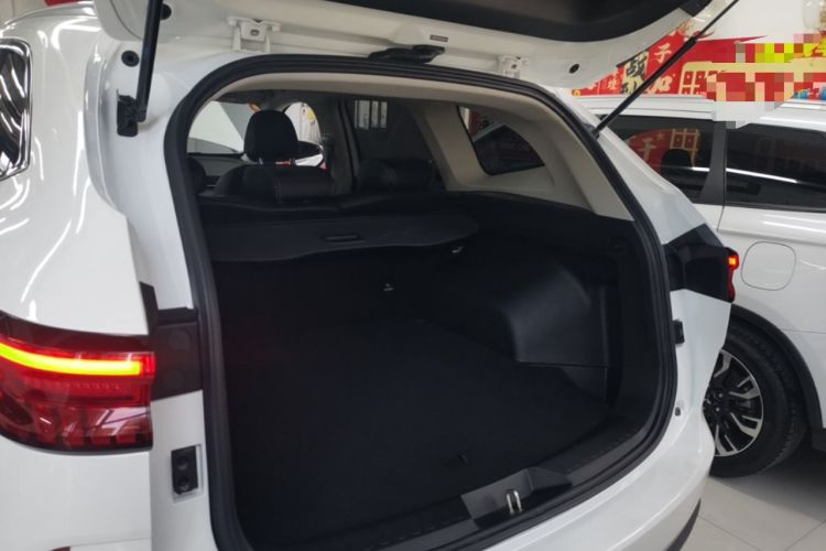 Used Haval H6 2024 1.5T Two-Wheel-Drive Classic Edition Trunk