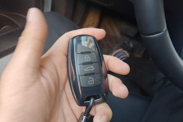 Used Haval H6 2024 1.5T Two-Wheel-Drive Classic Edition Vehicle Key