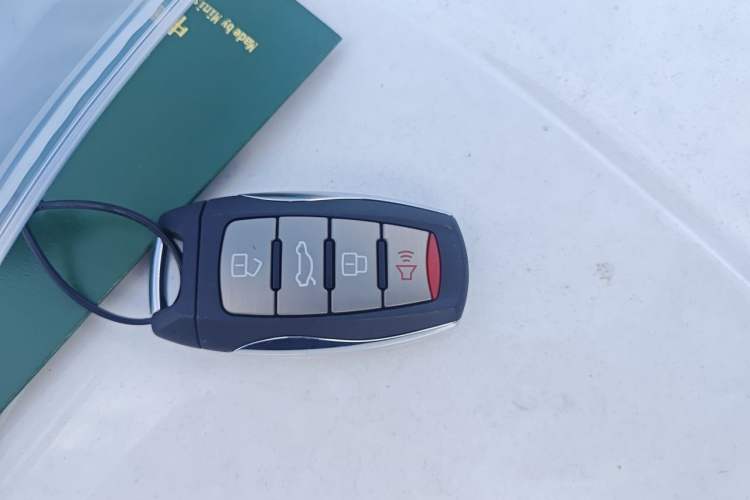 Used Haval H6 2024 1.5T Two-Wheel-Drive Classic Edition Vehicle Key