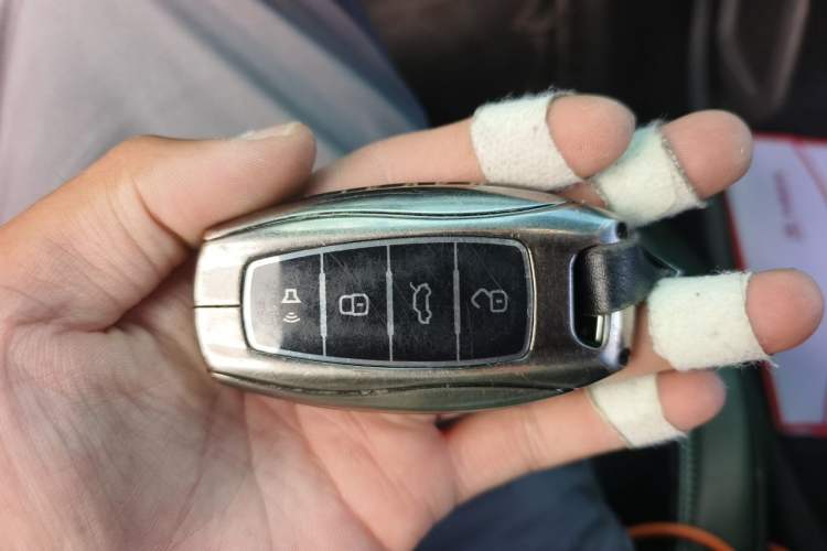 Used Haval H6 2024 1.5T Two-Wheel-Drive Classic Edition Vehicle Key