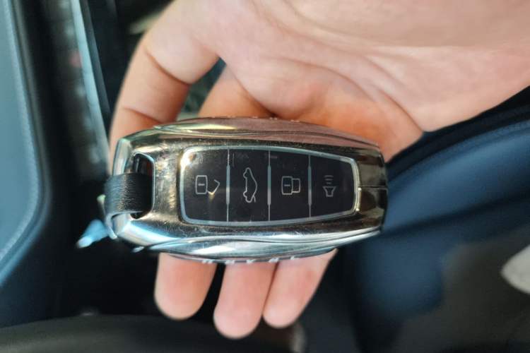 Used Haval H6 2024 1.5T Two-Wheel-Drive Classic Edition Vehicle Key