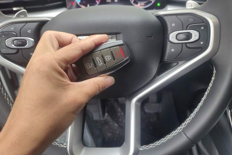 Used Haval H6 2024 1.5T Two-Wheel-Drive Classic Edition Vehicle Key