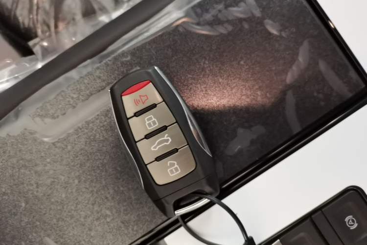 Used Haval H6 2024 1.5T Two-Wheel-Drive Classic Edition Vehicle Key