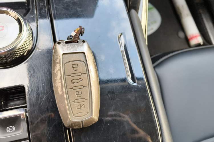Used Haval H6 2024 1.5T Two-Wheel-Drive Classic Edition Vehicle Key