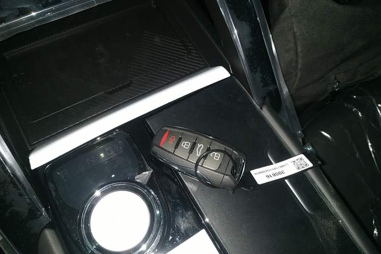 Used Haval H6 2024 1.5T Two-Wheel-Drive Classic Edition Vehicle Key