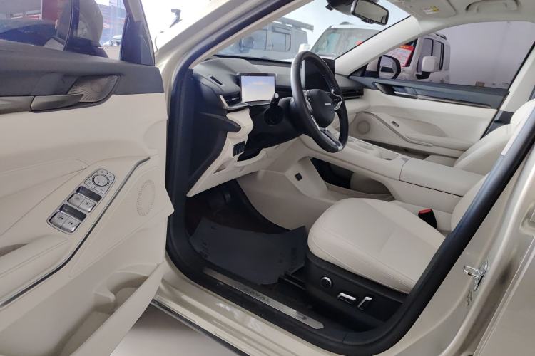 Used Haval H6 2024 1.5T Two-Wheel Drive Ultra Driver Seat