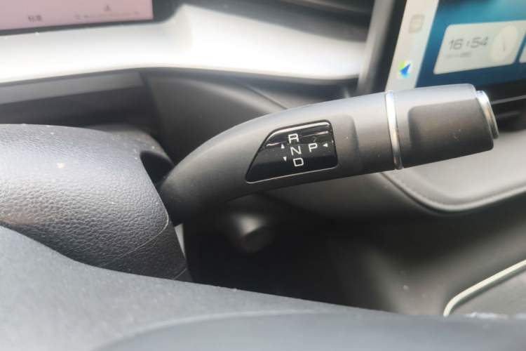 Used Haval H6 2024 1.5T Two-Wheel Drive Ultra Gear Lever