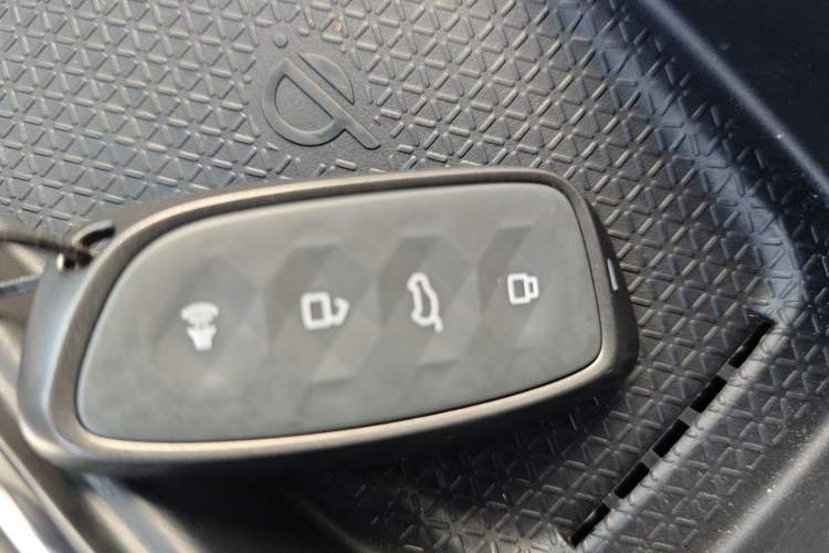 Used Haval H6 2024 1.5T Two-Wheel Drive Ultra Interior 1