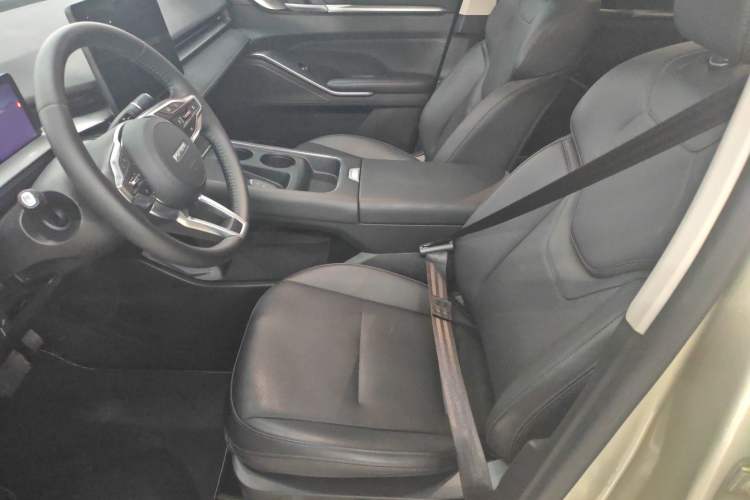 Used Haval H6 2024 1.5T Two-Wheel Drive Ultra Interior 2