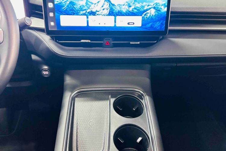 Used Haval H6 2024 1.5T Two-Wheel Drive Pro Interior 3