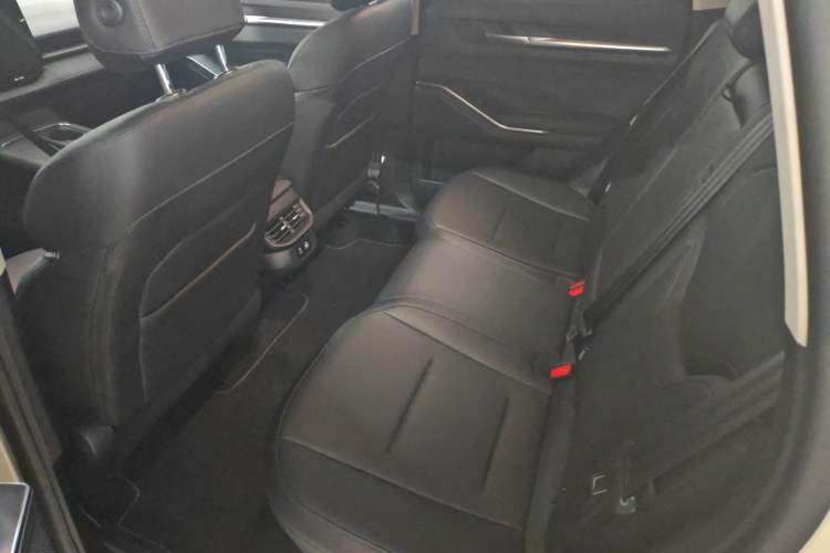 Used Haval H6 2024 1.5T Two-Wheel Drive Ultra Interior 4