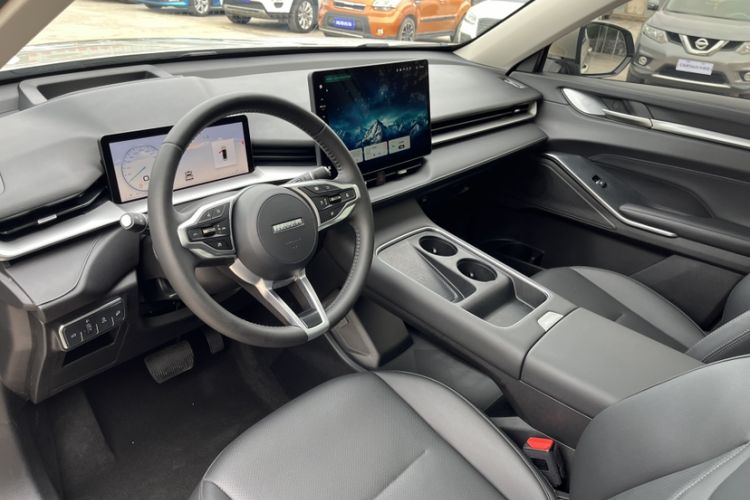 Used Haval H6 2024 1.5T Two-Wheel Drive Ultra Interior 4