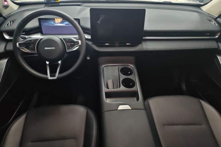 Used Haval H6 2024 1.5T Two-Wheel Drive Ultra Interior 5