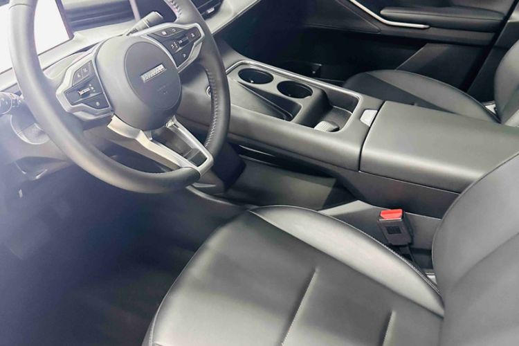 Used Haval H6 2024 1.5T Two-Wheel Drive Pro Interior 5