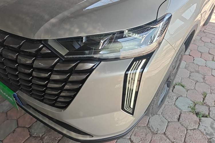 Used Haval H6 2024 1.5T Two-Wheel Drive Ultra Left Front Headlight