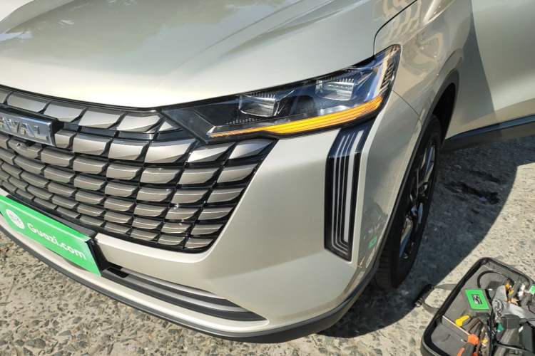 Used Haval H6 2024 1.5T Two-Wheel Drive Ultra Left Front Headlight