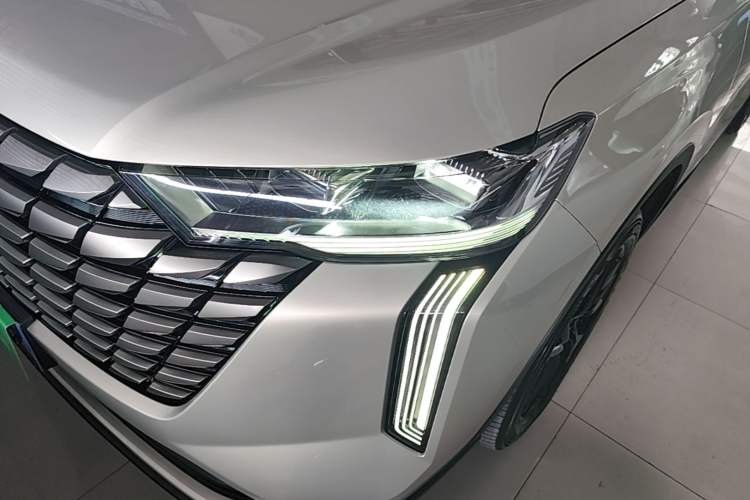 Used Haval H6 2024 1.5T Two-Wheel Drive Ultra Left Front Headlight