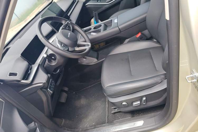 Used Haval H6 2024 1.5T Two-Wheel Drive Ultra Left Front Seat