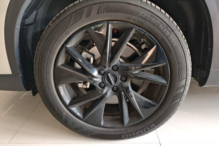 Used Haval H6 2024 1.5T Two-Wheel Drive Ultra Left Front Wheel Hub