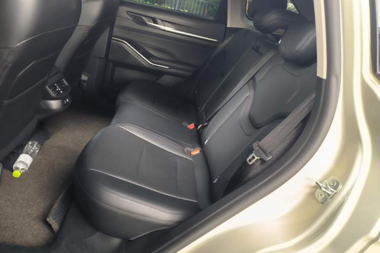 Used Haval H6 2024 1.5T Two-Wheel Drive Ultra Left Rear Seat