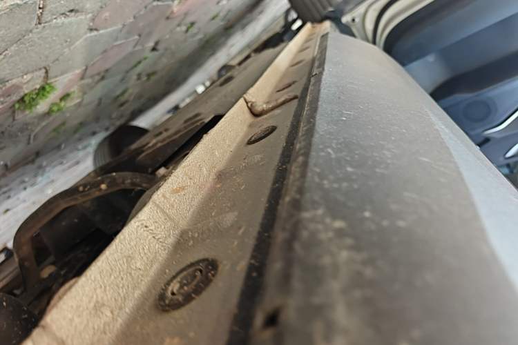 Used Haval H6 2024 1.5T Two-Wheel Drive Ultra Left Side Sill