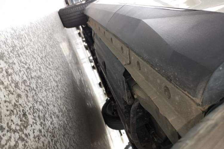 Used Haval H6 2024 1.5T Two-Wheel Drive Ultra Left Side Sill